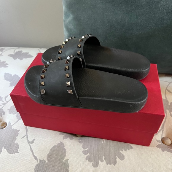 Valentino Rockstud rubber slides black size 8 (38) - Picture 3 of 4
